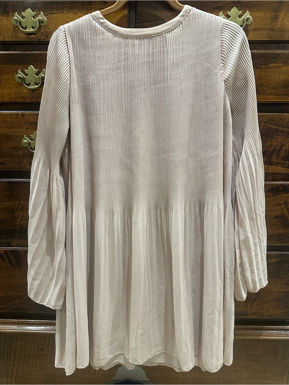 Gianni Bini Light Peach Pleated Long-Sleeve Dress
